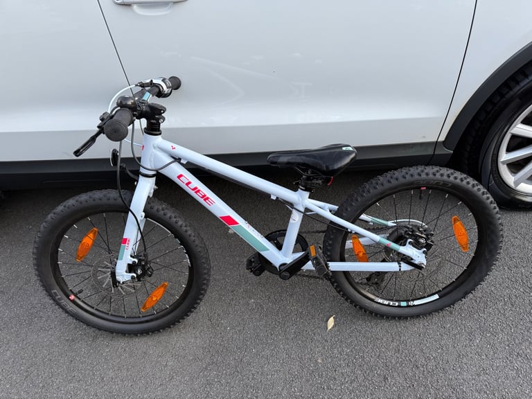 Kids cube mountain bike 