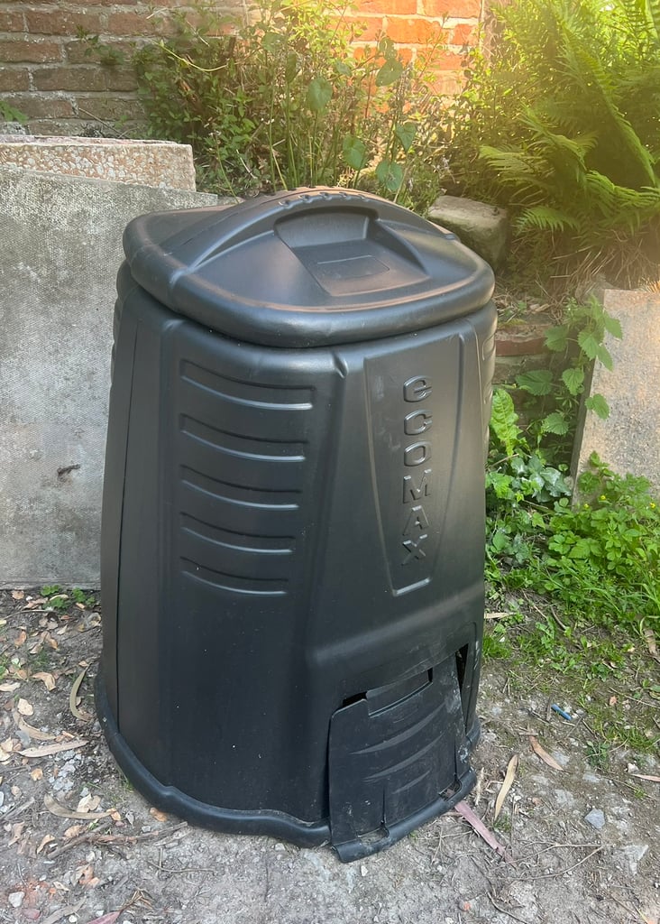 Large Compost Bin