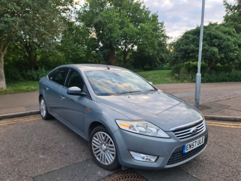 2008 Ford Mondeo 2.0 TDCi Ghia 5dr HATCHBACK Diesel Manual - Image 2