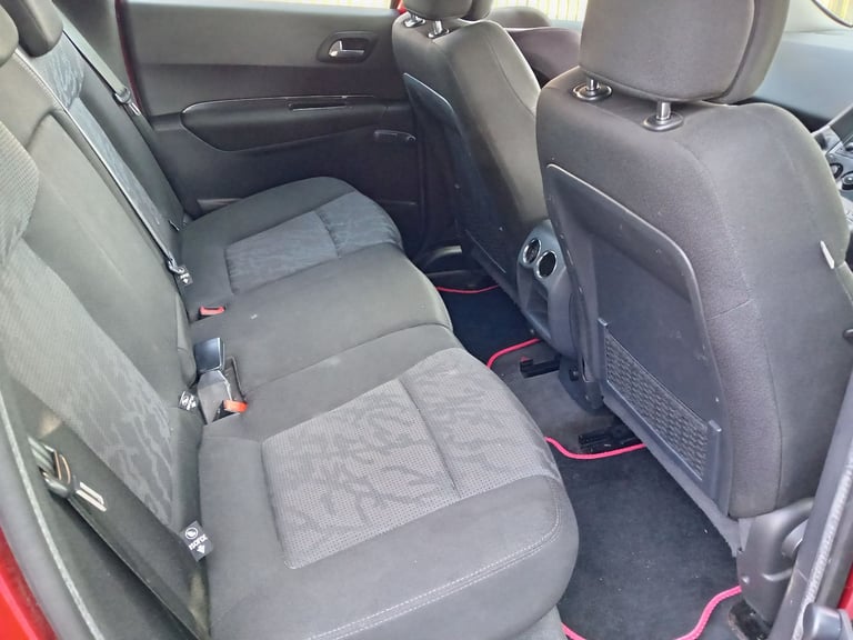 Peugeot, 3008, Hatchback, 2010, Manual, 1598 (cc), 5 doors