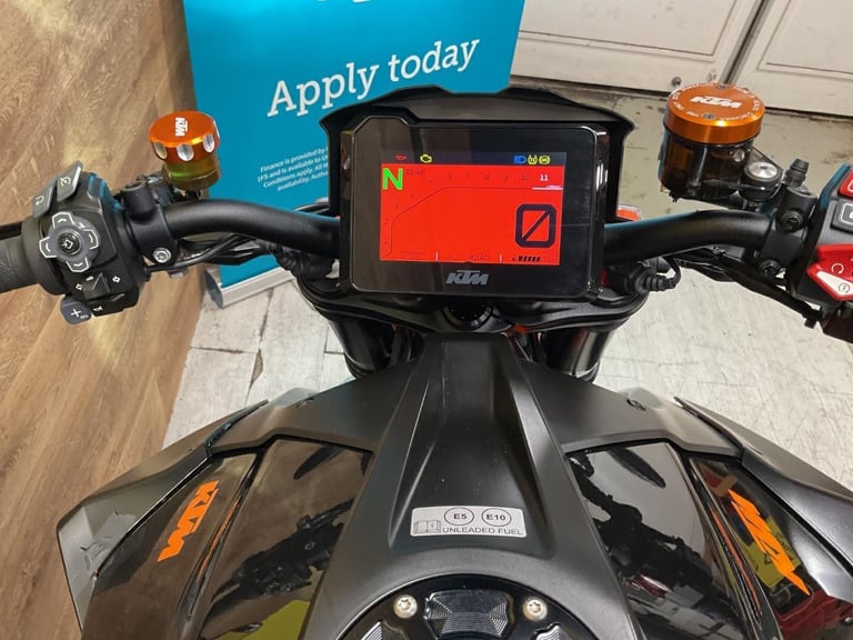 KTM 1290 SUPERDUKE R Evo