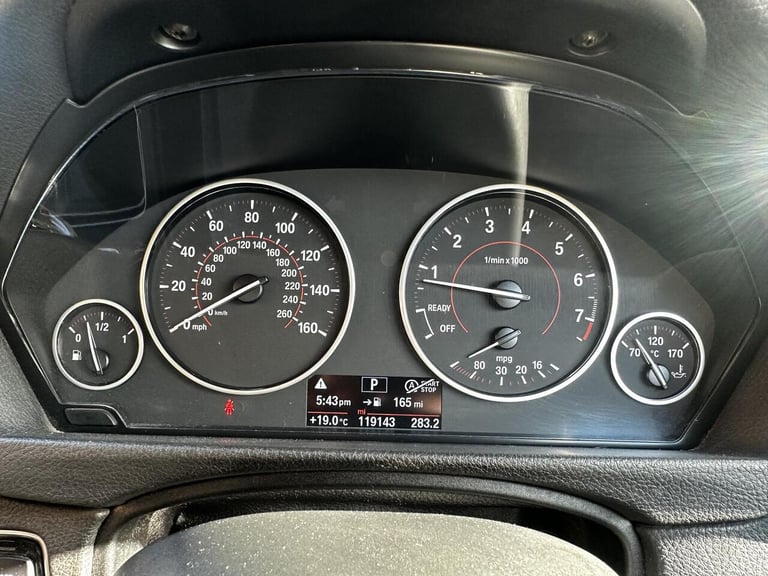 2015 BMW 3 Series Saloon (2011 - 2015) Saloon Petrol Automatic