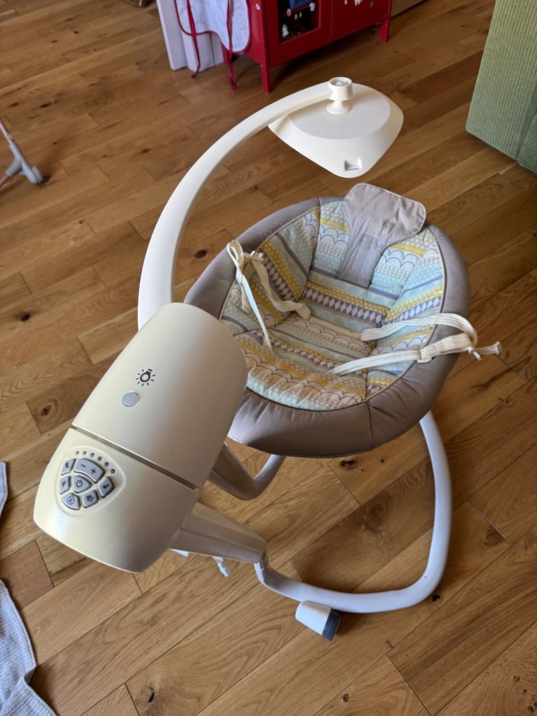 Joie rocker baby bed