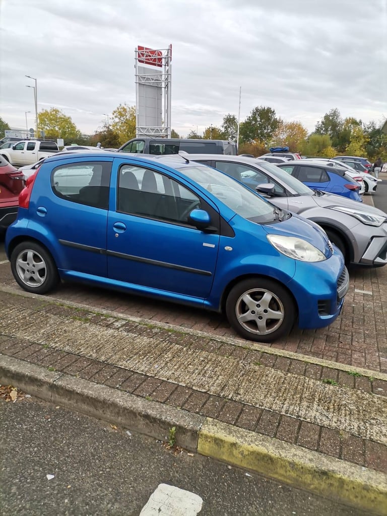 image for Peugeot, 107, Hatchback, 2010, Manual, 998 (cc), 5 doors