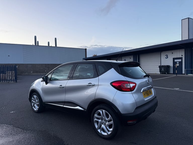 2015 Renault Captur 1.5 dCi 90 Dynamique Nav 5dr Auto HATCHBACK Diesel Automatic