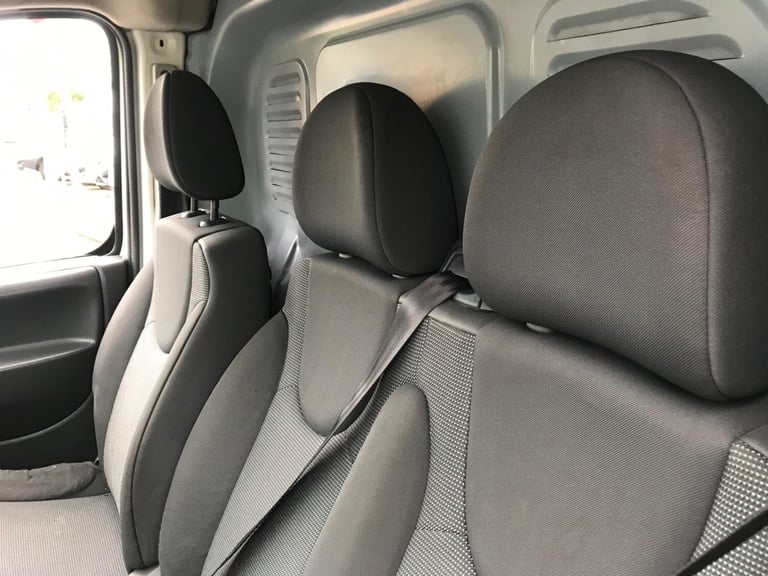 2015 Peugeot Expert 2.0 HDi L2 H1 4dr PANEL VAN Diesel Manual