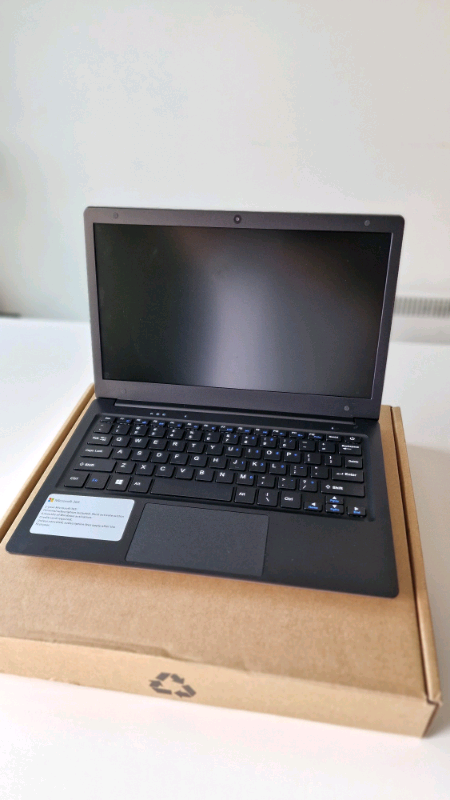 Jumper Ezbook S5 Go Laptop - 11.6", 4GB DDR4, 64GB eMMC / New