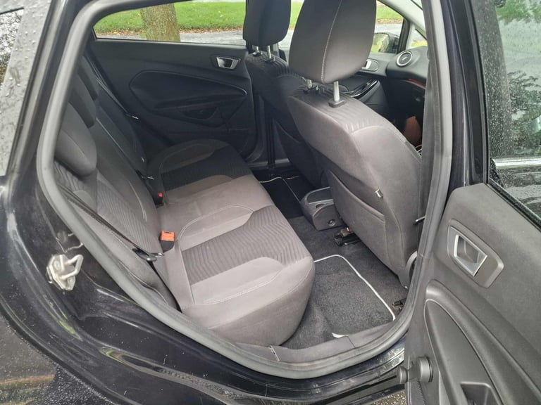 Ford, FIESTA, 2012, Manual, 1241 (cc), 5 doors, 12 months MOT