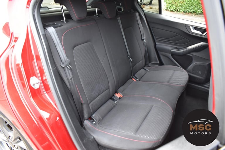 2018 Ford Focus 1.0T EcoBoost ST-Line Hatchback 5dr Petrol Manual Euro 6 (s/s) (125 ps) Hatchback...