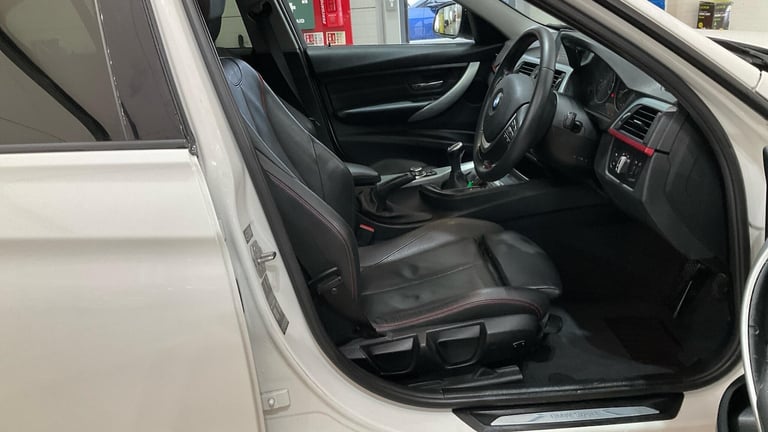 2014 BMW 3 Series 2.0 318d Sport Euro 5 (s/s) 4dr SALOON Diesel Manual