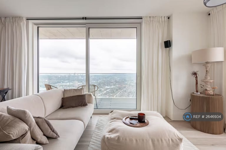 2 bedroom flat in Hale Works Apartments, London, N17 (2 bed) (#2646934)