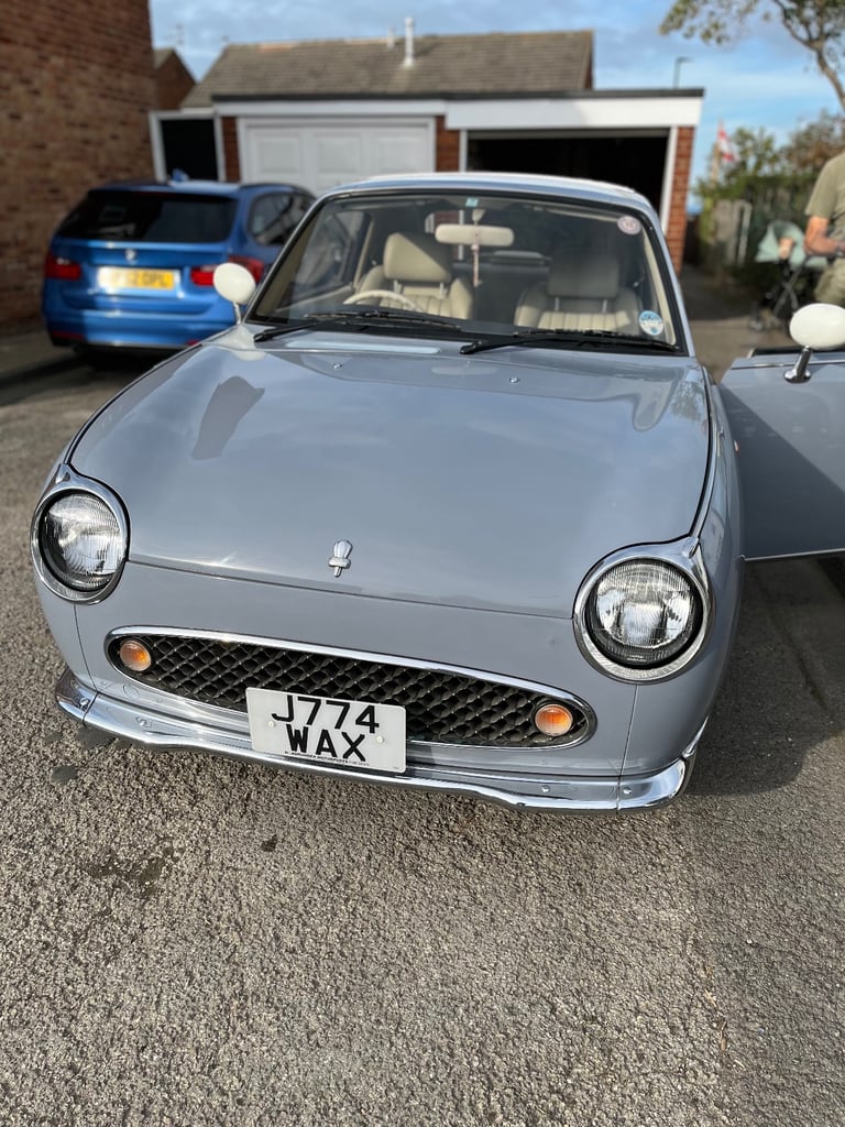 Nissan figaro
