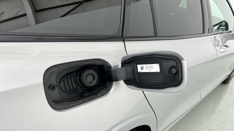 2025 Volvo V60 Plus, T6 AWD Plug-in hybrid, Electric/Petrol, Dark Estate Petrol Parallel PHEV Aut...