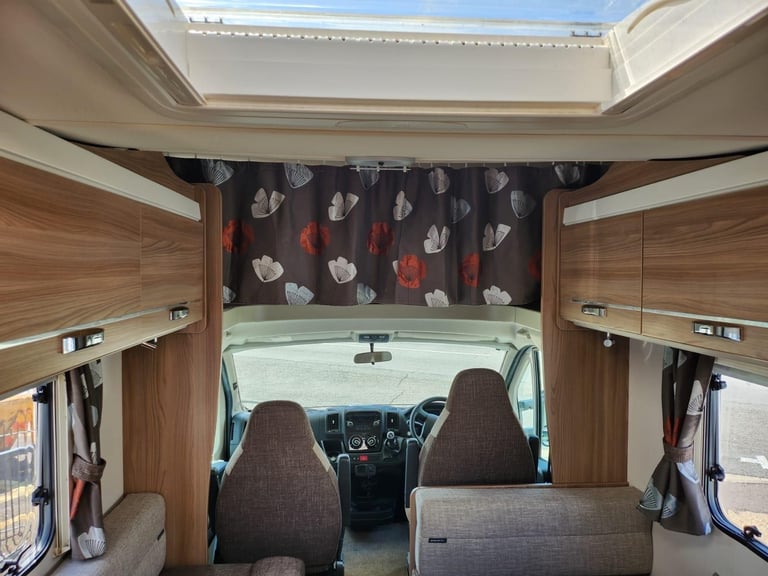 Swift Escape 624 5 BERTH COACHBUILT  DIESEL MANUAL 2015/15