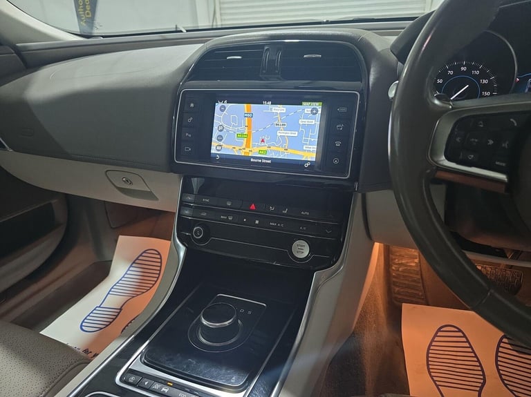 2017 Jaguar XE 2.0i Portfolio Auto Euro 6 (s/s) 4dr SALOON Petrol Automatic