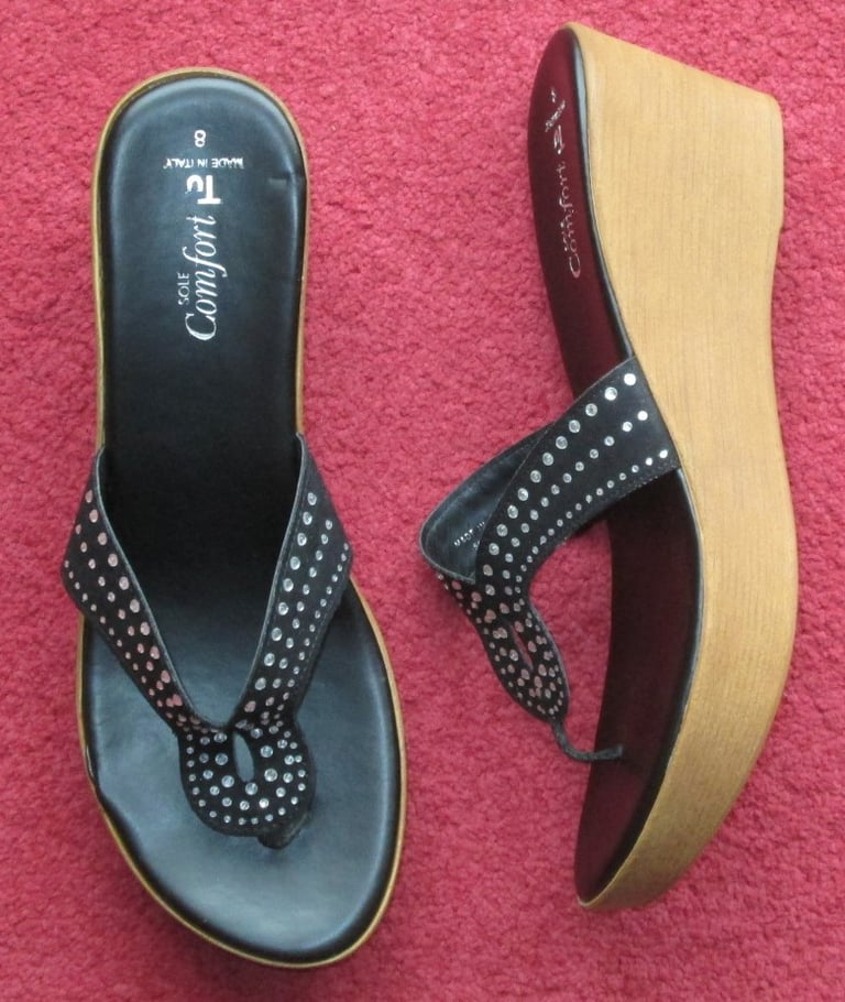 TU - ITALIAN GLITTERY TOE POST SHOES/SANDALS SIZE 6 WEDGE HEELS VGC