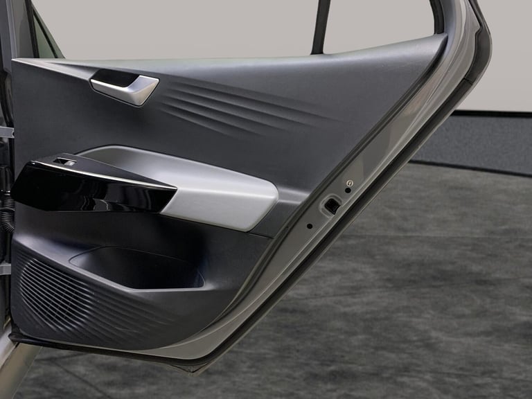 2021 Volkswagen ID.3 Pro S 77kWh Tour Hatchback 5dr Electric Auto (204 ps) - ASSISTANCE PACK - B ...