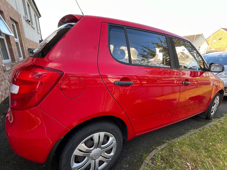 Skoda, FABIA, Hatchback, 2011, Manual, 1598 (cc), 5 doors