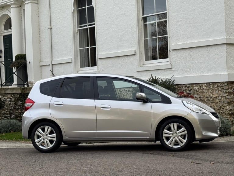 2013 Honda Jazz 1.4 i-VTEC ES Plus Hatchback 5dr Petrol CVT Euro 5 (99 ps) Hatchback Petrol Autom...
