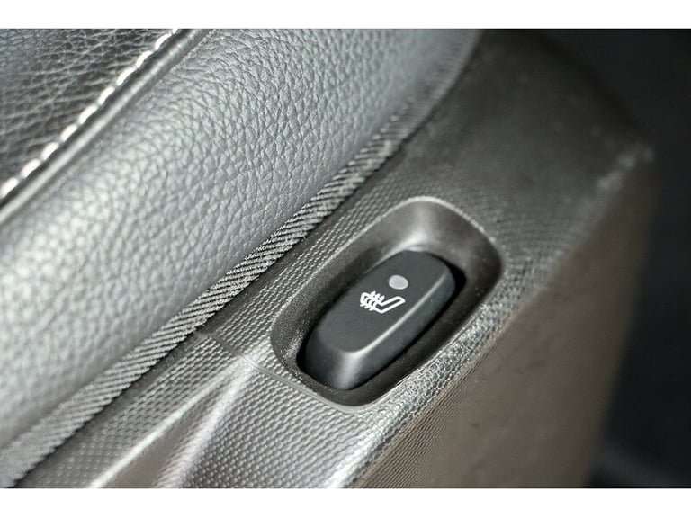 2022 smart fortwo 17.6kWh Prime Exclusive Coupe 2dr Electric Auto (22kW Charger) (82 ps) Coupe El...