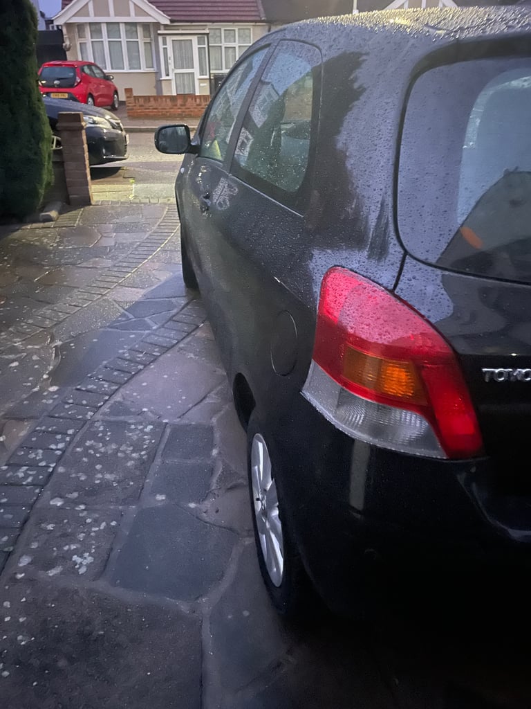 Toyota, YARIS, Hatchback, 2009, Manual, 1329 (cc),3 doors - Image 9