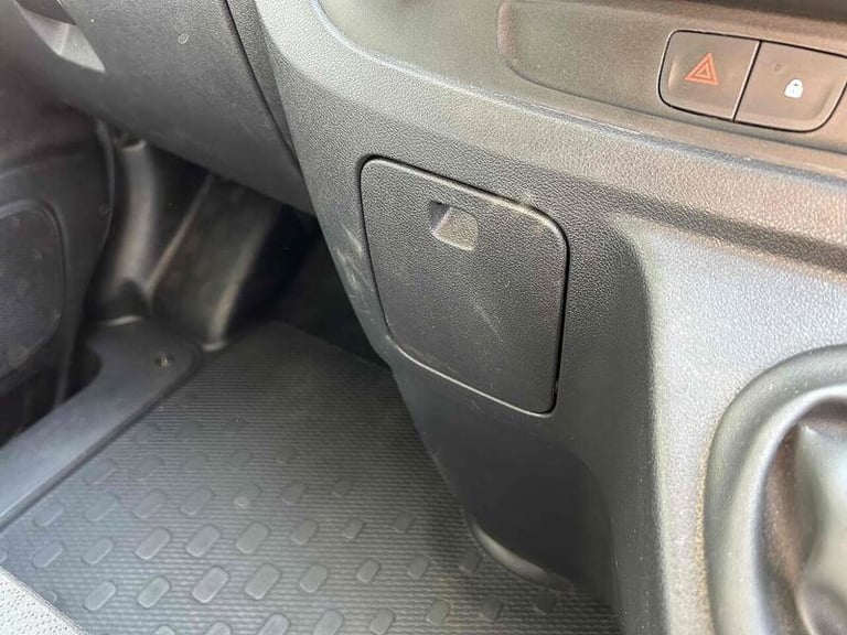 2019 Vauxhall Vivaro 1.6 CDTi 2900 Combi Van Double Cab 5dr Diesel Manual L2 H1 Euro 6 (s/s) (9  ...