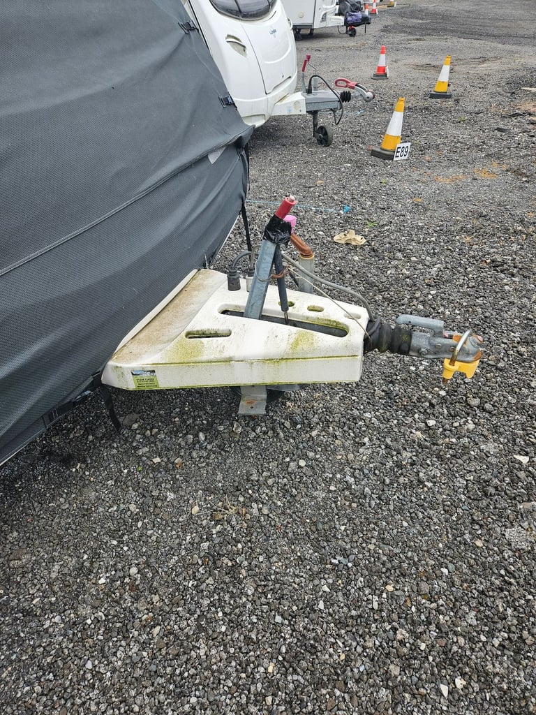 Sterling Eccles Elite Searcher Touring Caravan – For Sale
