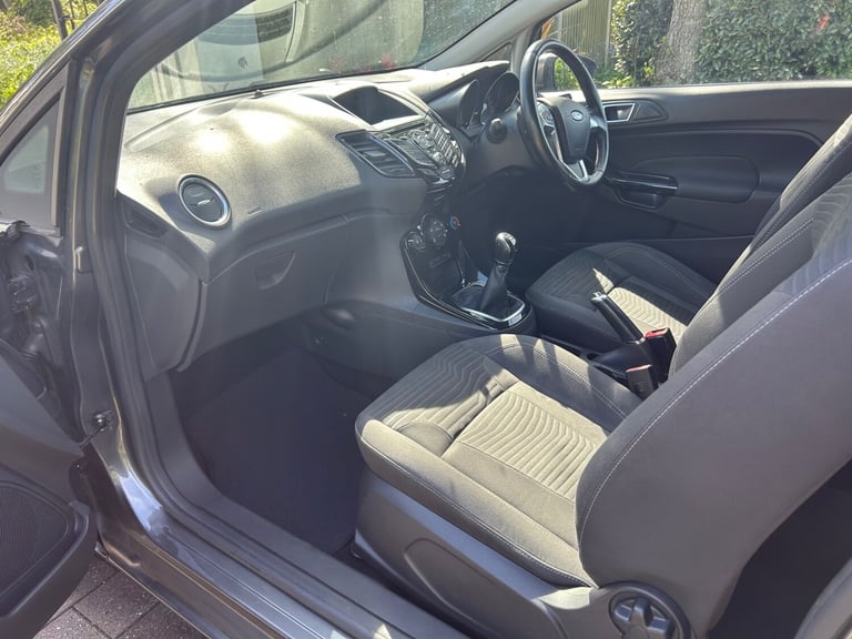2015 Ford Fiesta 1.0 EcoBoost Zetec 3dr HATCHBACK Petrol Manual