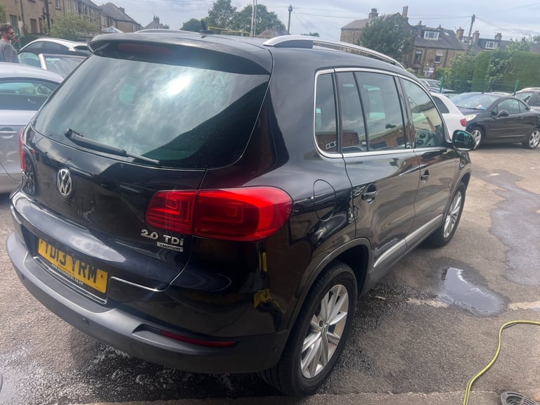 2013 Volkswagen Tiguan 2013 2.0 TDi BlueMotion Tech SE 5dr 4X4  DSG AUTO BLACK SERVICE HISTORY ES...