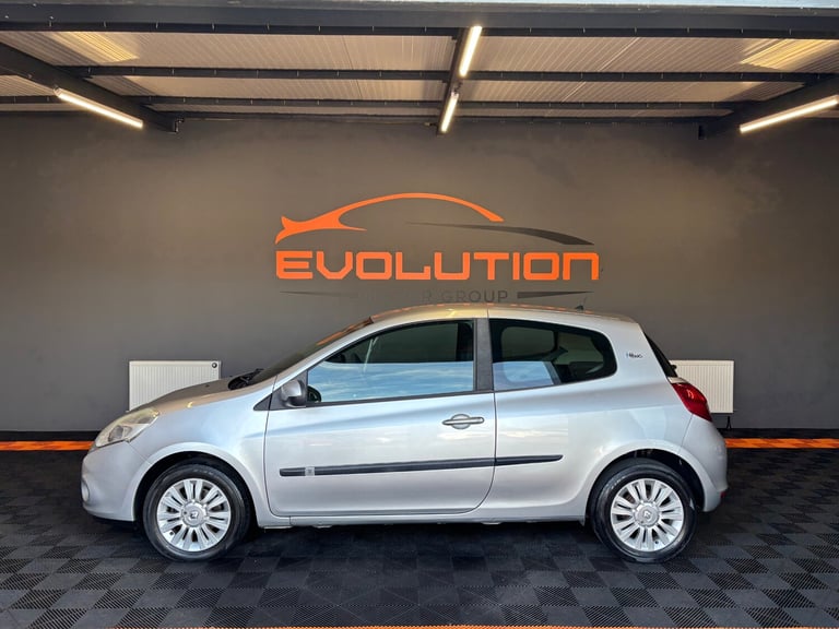 2010 Renault Clio 1.2 16V I-Music 3dr HATCHBACK Petrol Manual
