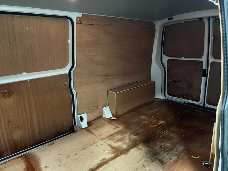 2017 Volkswagen Transporter T30 L2 TRENDLINE 2.0TDI BLUEMOTION 150PS DSG AUTO LWB VAN (EURO 6) PA...