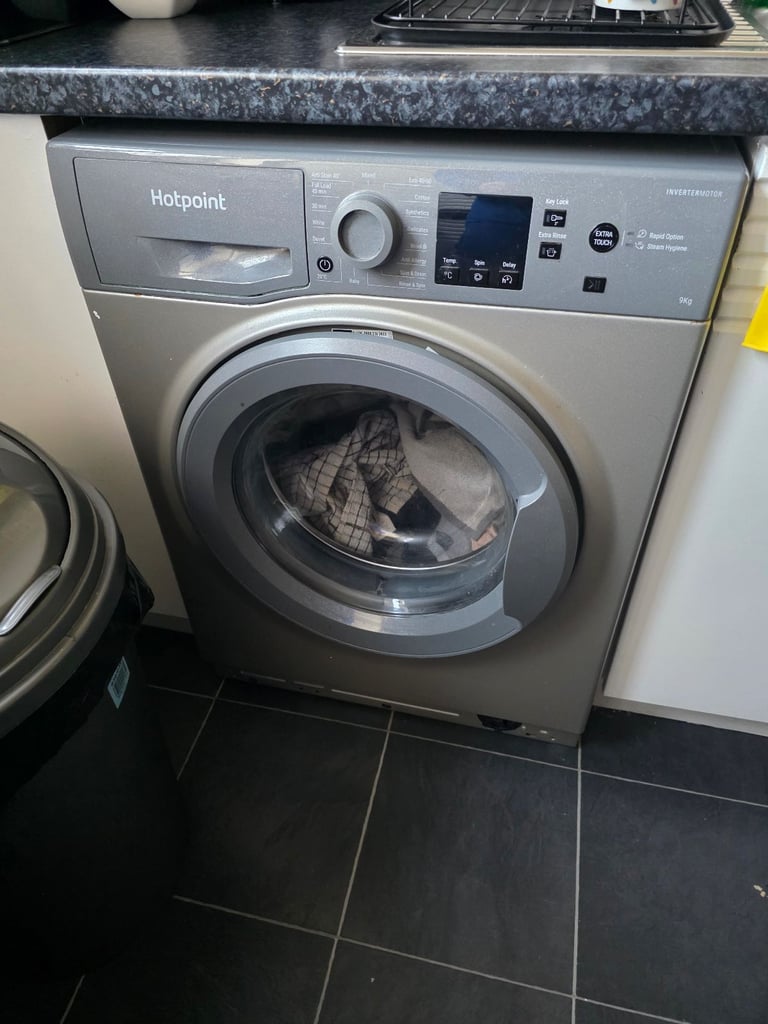 Hotpoint 9kg washing machine 