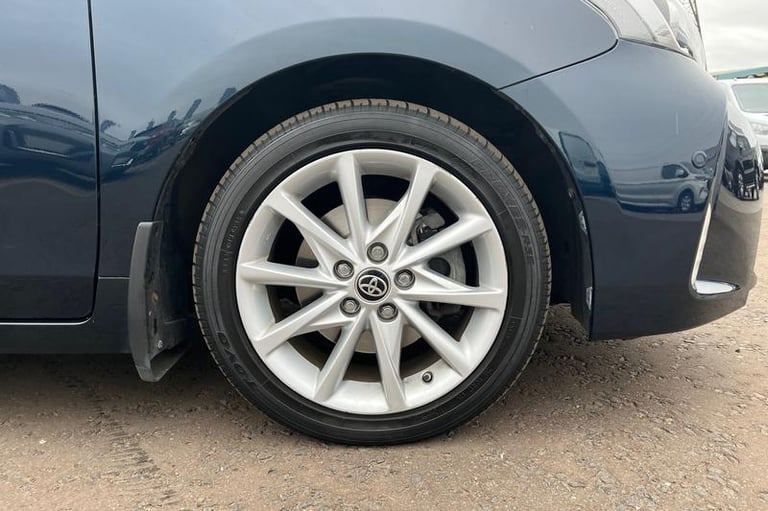 2020 Toyota Prius+ 1.8 VVT-h Excel MPV 5dr Petrol Hybrid CVT Euro 6 (s/s) (136 ps) Automatic MPV ...