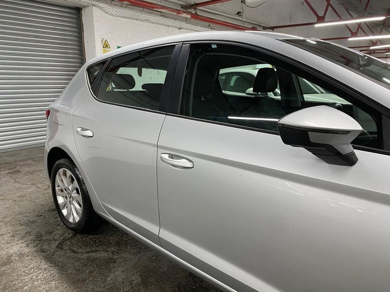 2013 SEAT Leon 1.6 TDI Ecomotive CR SE Euro 5 (s/s) 5dr HATCHBACK Diesel Manual