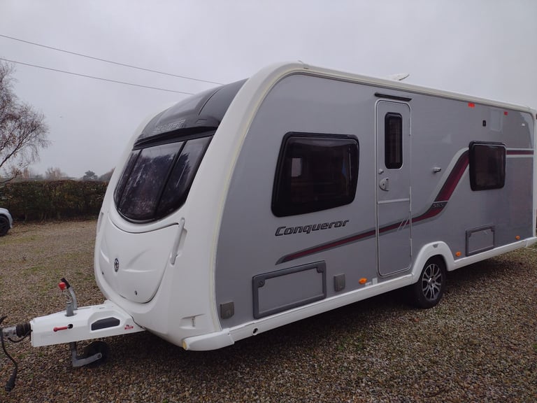 Swift conqueror 2013 full awning 4 berth fixed single beds