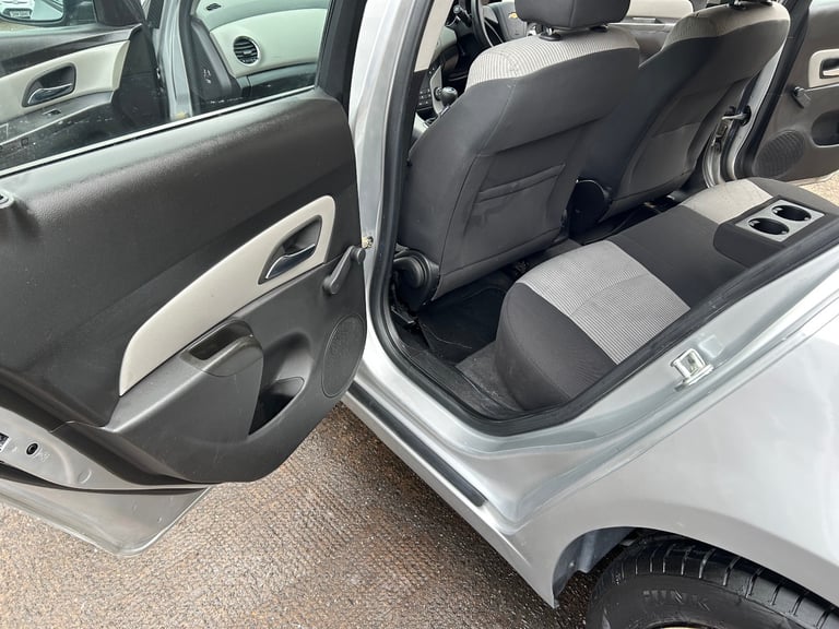 CRUZE 1.6 PETROL 73K MOT 02/26 READY TO TRAVEL 