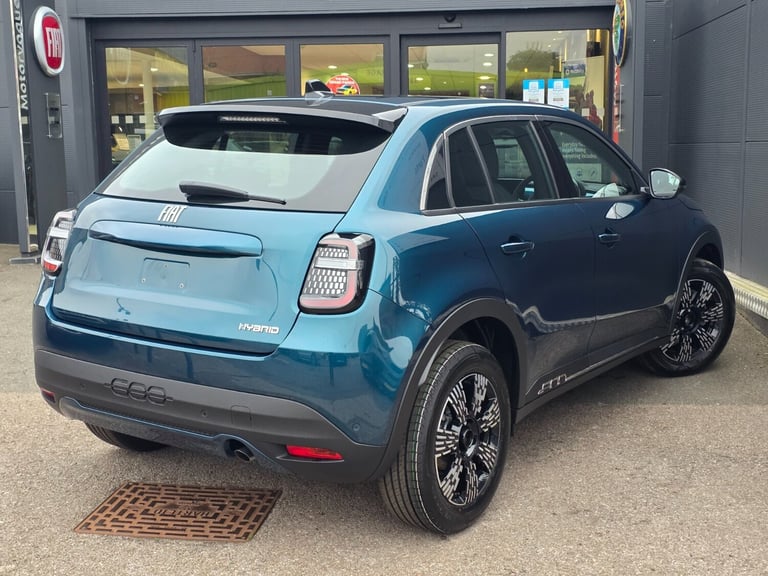 2025 Fiat 600 1.2 Hybrid 48V 5dr eDCT-6 Hatchback Petrol Automatic