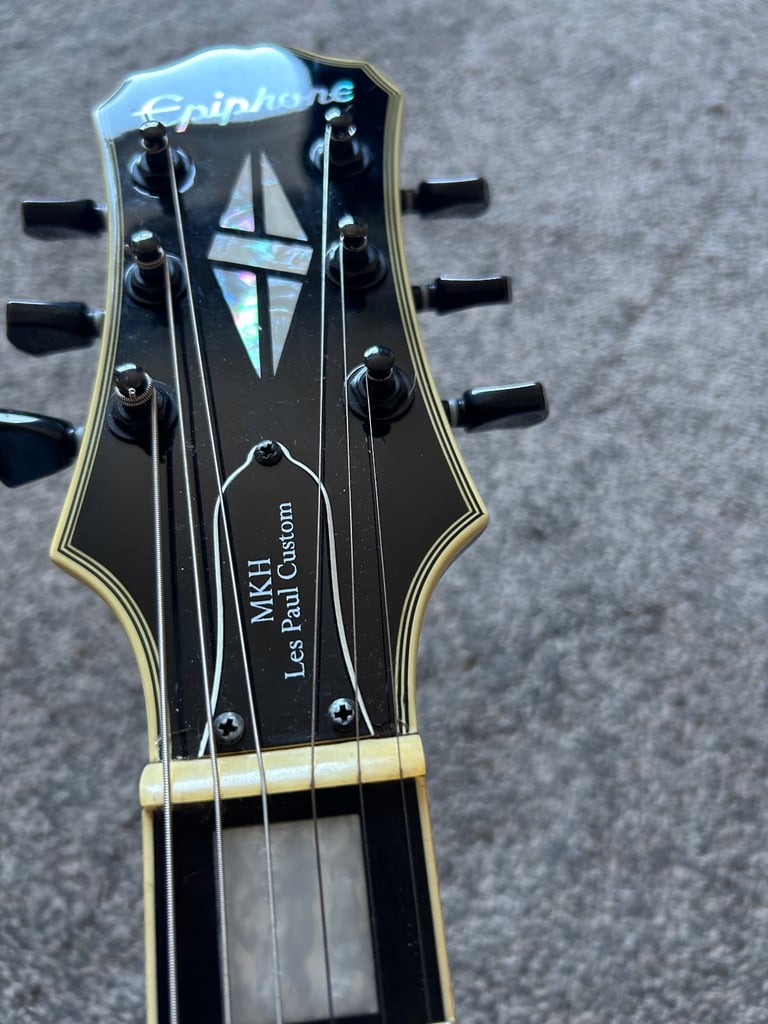 Epiphone les Paul custom Matt heafy signature & hard case 