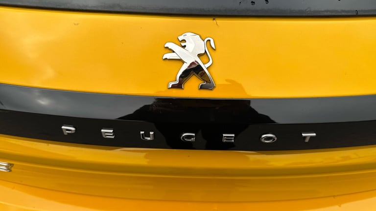 2023 Peugeot 208 1.2 PureTech Allure Premium + Hatchback 5dr Petrol EAT Euro 6 (s/s) (100 ps Hatc...