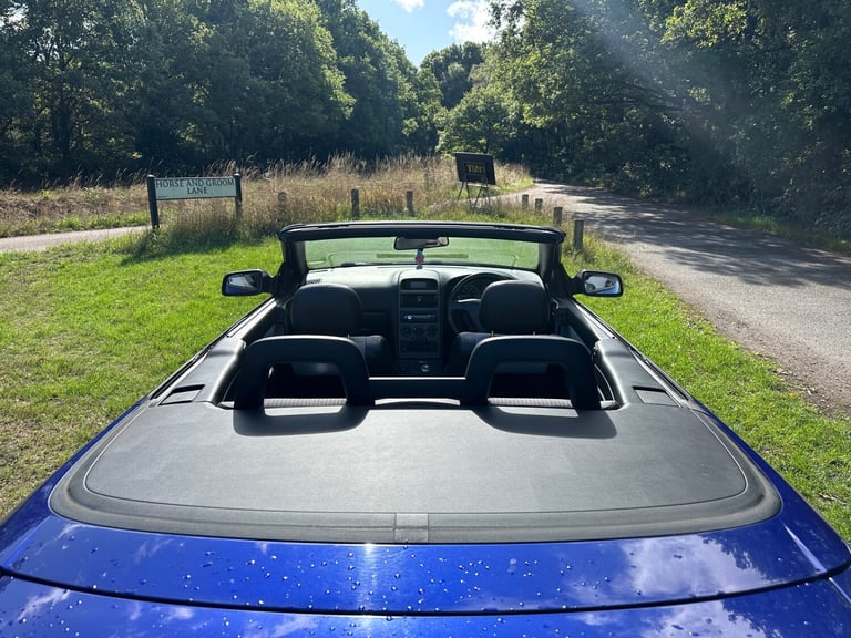 2006 Vauxhall Astra 1.8i 16V Exclusiv 2dr CONVERTIBLE Petrol Manual - Image 14