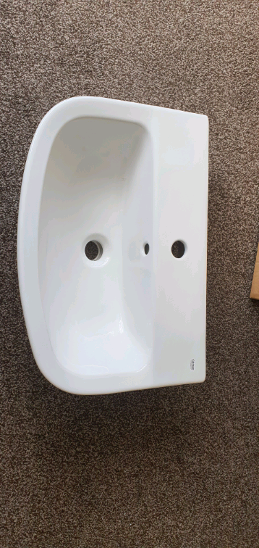 Grohe ceramic basin 550mm (bathroom sink)