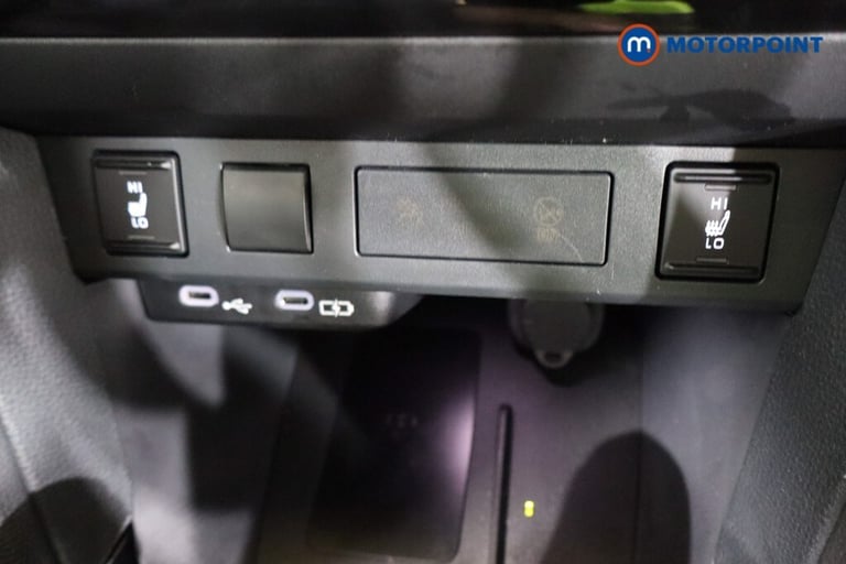 2024 Toyota Yaris Cross 1.5 Hybrid 130 Premiere Edition 5dr CVT Estate Hybrid Automatic