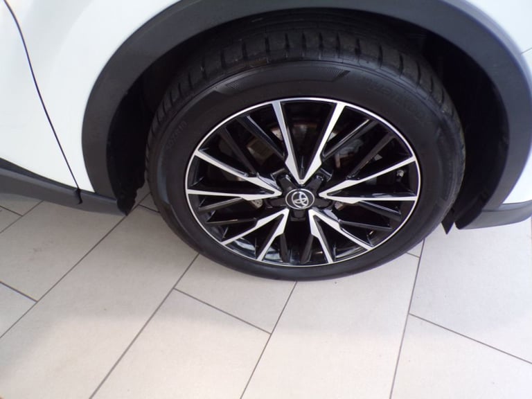  Toyota C-HR 1.8 Hybrid Excel 5dr CVT [Leather] Petrol/Electric Hybrid