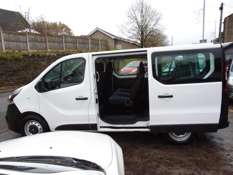 2017 Vauxhall Vivaro 2900 1.6CDTI BiTurbo 125PS H1 Combi 9 Seat NO VAT MPV Diesel Manual