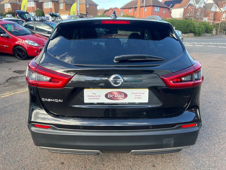 2018 Nissan Qashqai 1.3 DiG-T 160 N-Connecta 5dr DCT HATCHBACK PETROL Automatic