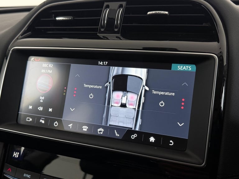 2019 Jaguar F-Pace 2.0 P250i Portfolio Auto AWD Euro 6 (s/s) 5dr ESTATE Petrol Automatic