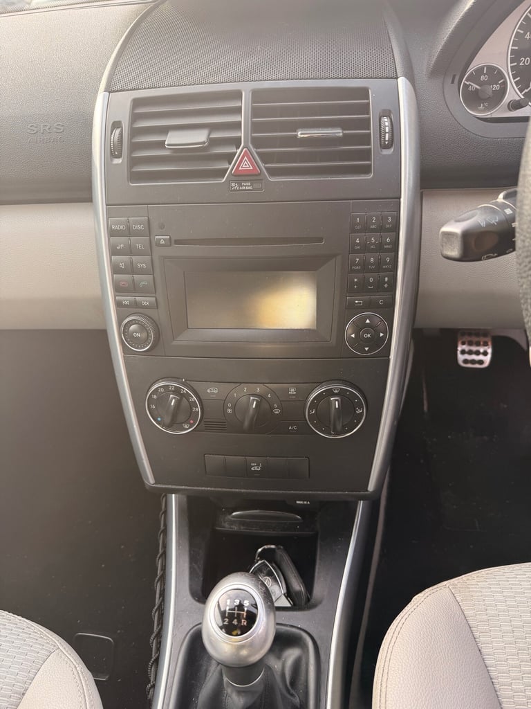 2010 Mercedes-Benz A-Class A160 CDI BlueEFFICIENCY Avantgarde SE 5dr HATCHBACK Diesel Manual