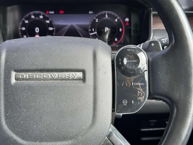 LAND ROVER DISCOVERY 3.0 SD V6 HSE Auto 4WD Euro 6 (s/s) 5dr 2020