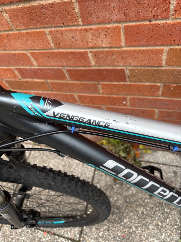 Carrera Vengeance Mountain Bike – Trail/Commuter Ready