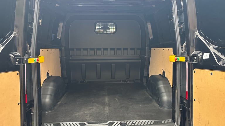 2023 Ford Transit Custom 2.0 EcoBlue 170ps Low Roof D/Cab Limited Van Auto PANEL VAN DIESEL Autom...
